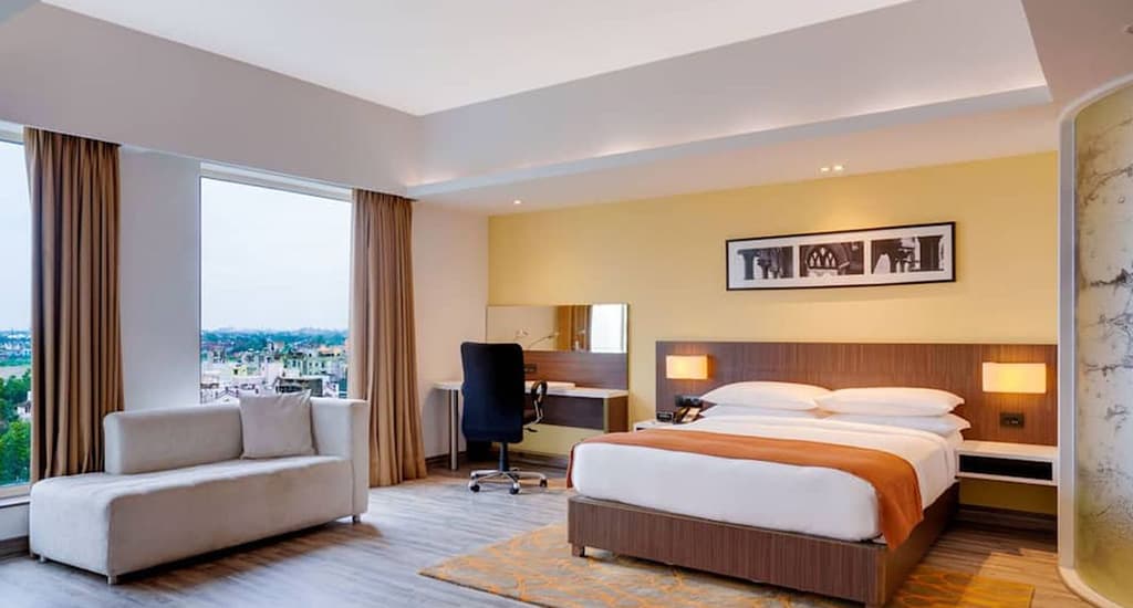 Fairfield by Marriott, Ahmedabad — guest room
